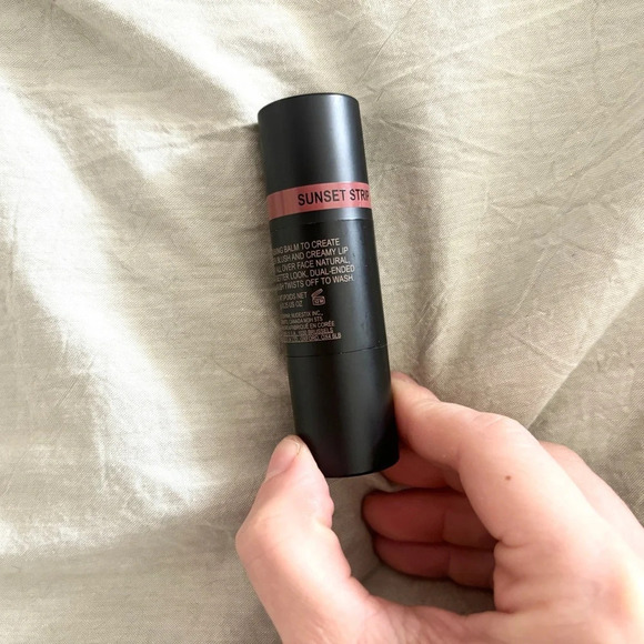 NWT Nudies Matte Blush in Sunset Strip Color w/ brush - Retails for $35 - Picture 12 of 12